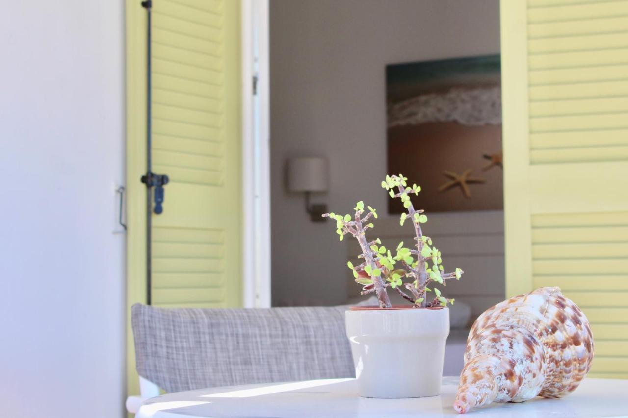 Aegeo Inn Antiparos ภายนอก รูปภาพ